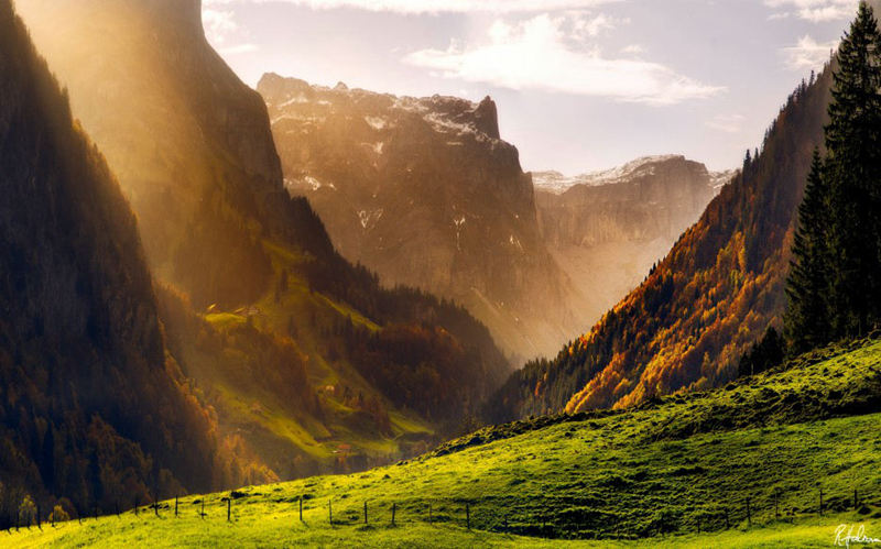 38 amazing beauties in the world, go if you dare - pin emoticon